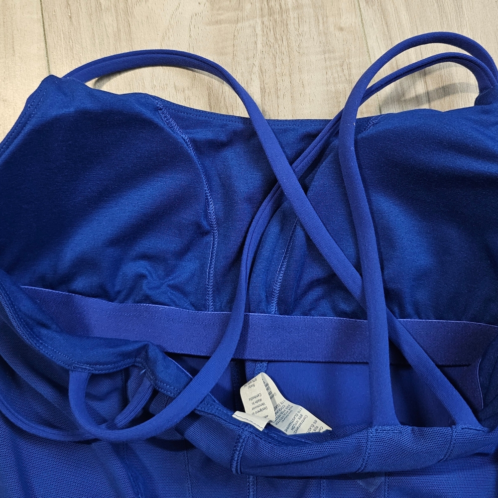 NWT LULULEMON Exquisite Bra Strappy Tank Top โ Sapphire Blue โ Size 6 - Picture 5 of 8